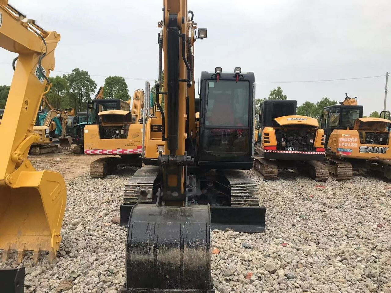 Sany SY75C - Mini bager: slika 4 Sany SY75C - Mini bager: slika 4