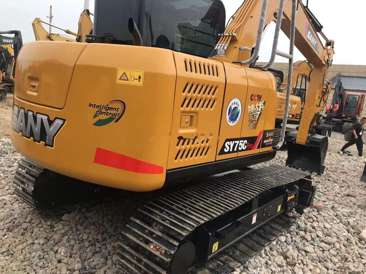Sany SY75C - Mini bager: slika 2 Sany SY75C - Mini bager: slika 2