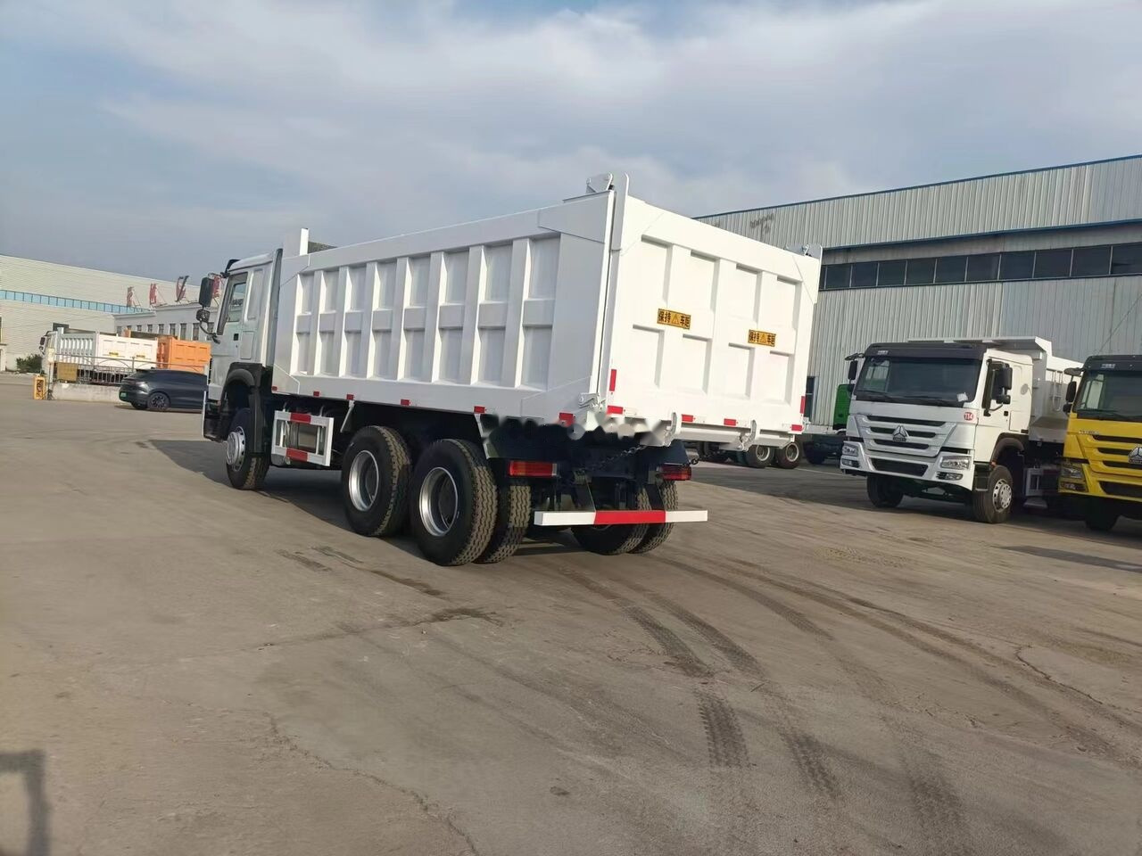 Sinotruk Howo 6*4 lizing Sinotruk Howo 6*4: slika 7
