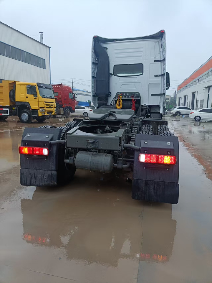 SINOTRUK HOWO A7 - Vlačilec: slika 4 SINOTRUK HOWO A7 - Vlačilec: slika 4