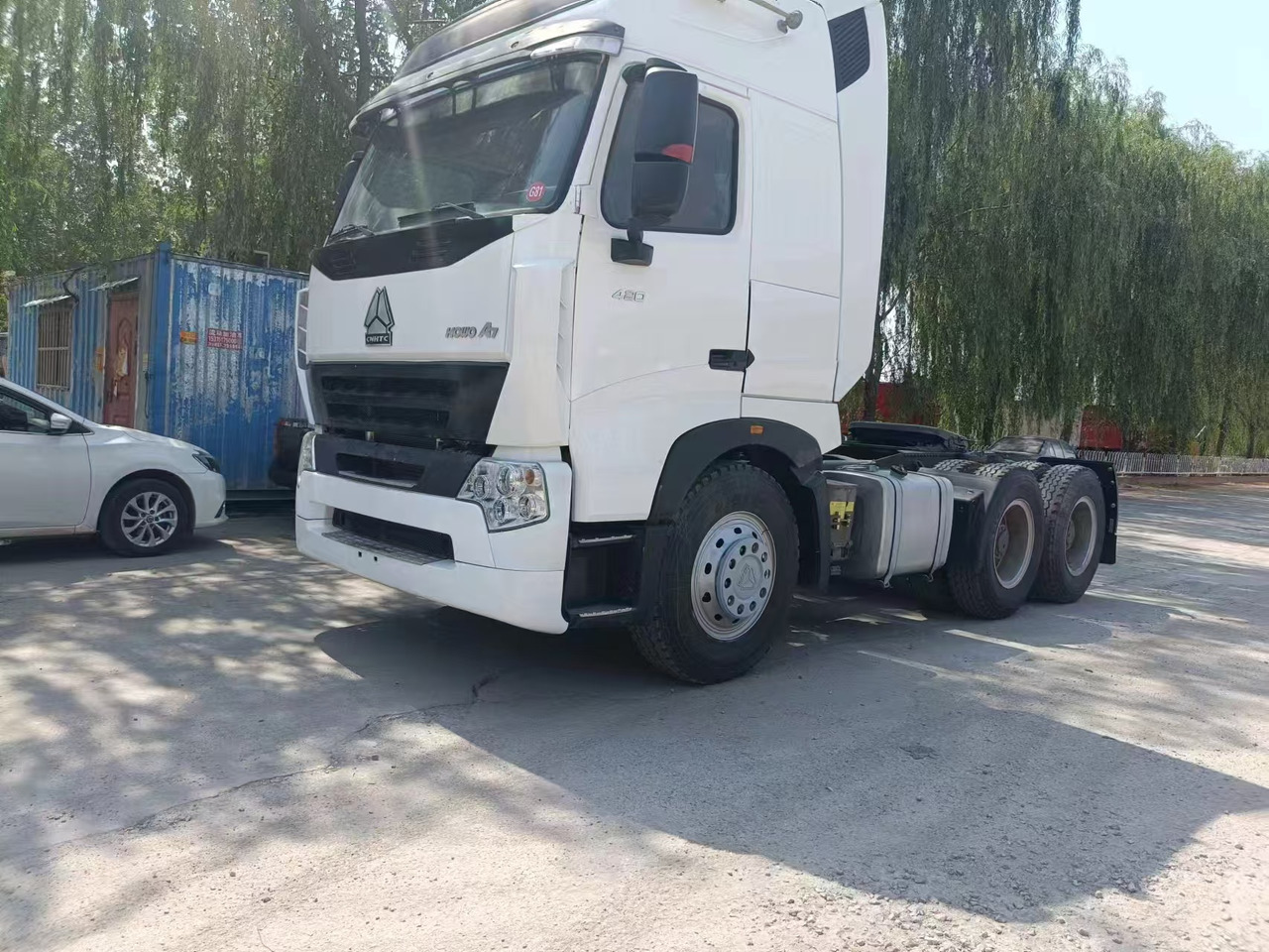 SINOTRUK HOWO A7 - Vlačilec: slika 3 SINOTRUK HOWO A7 - Vlačilec: slika 3