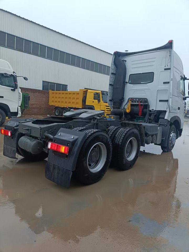 SINOTRUK HOWO A7 - Vlačilec: slika 3 SINOTRUK HOWO A7 - Vlačilec: slika 3