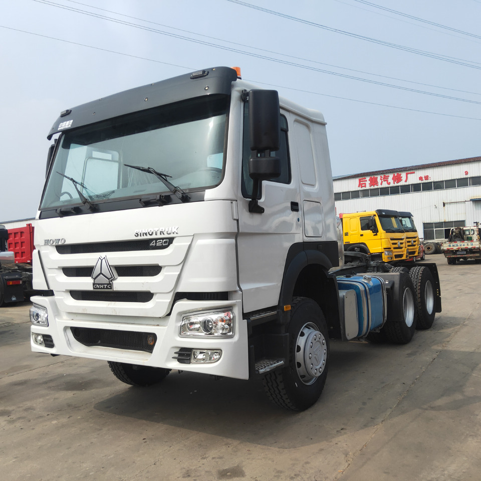 SINOTRUK HOWO - Vlačilec: slika 2 SINOTRUK HOWO - Vlačilec: slika 2