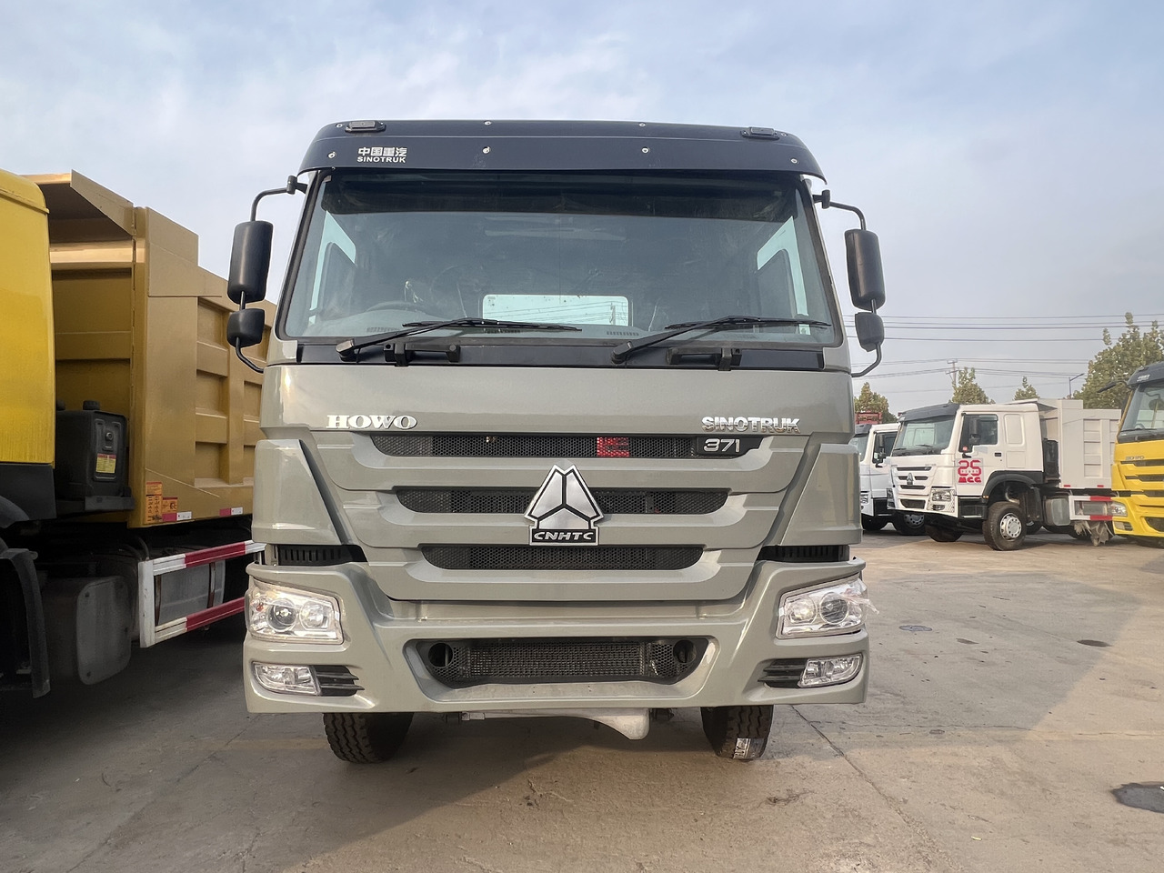 SINOTRUK HOWO - Vlačilec: slika 3 SINOTRUK HOWO - Vlačilec: slika 3