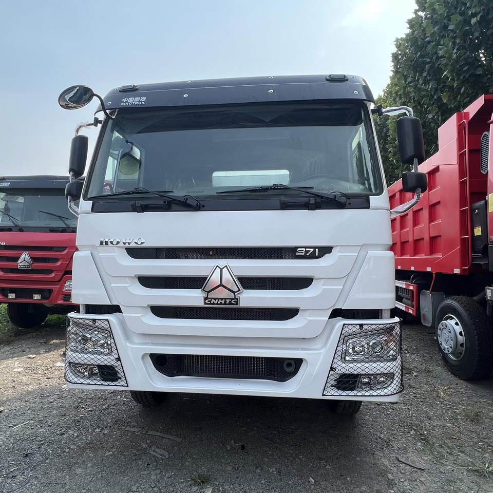 SINOTRUK HOWO tralier head - Vlačilec: slika 2 SINOTRUK HOWO tralier head - Vlačilec: slika 2