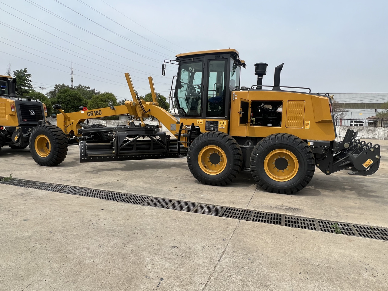 XCMG GR180 - Greder: slika 4 XCMG GR180 - Greder: slika 4