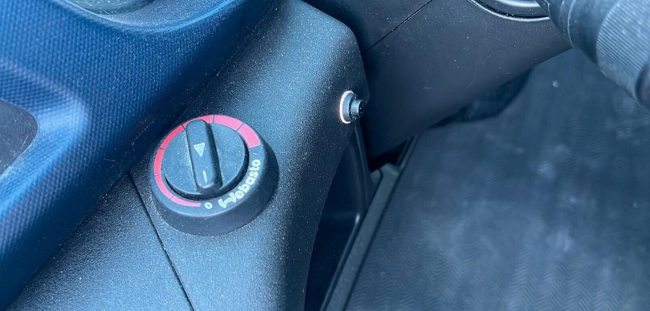 Iveco Daily 35-160 Passo Lungo e Tetto Alto - Furgon: slika 5 Iveco Daily 35-160 Passo Lungo e Tetto Alto - Furgon: slika 5