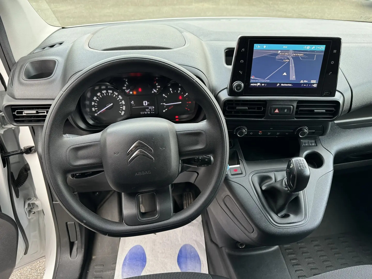 Citroen Berlingo M 650KG BLUEHDI 100 S&S DRIVER BVM5 - Furgon: slika 3 Citroen Berlingo M 650KG BLUEHDI 100 S&S DRIVER BVM5 - Furgon: slika 3