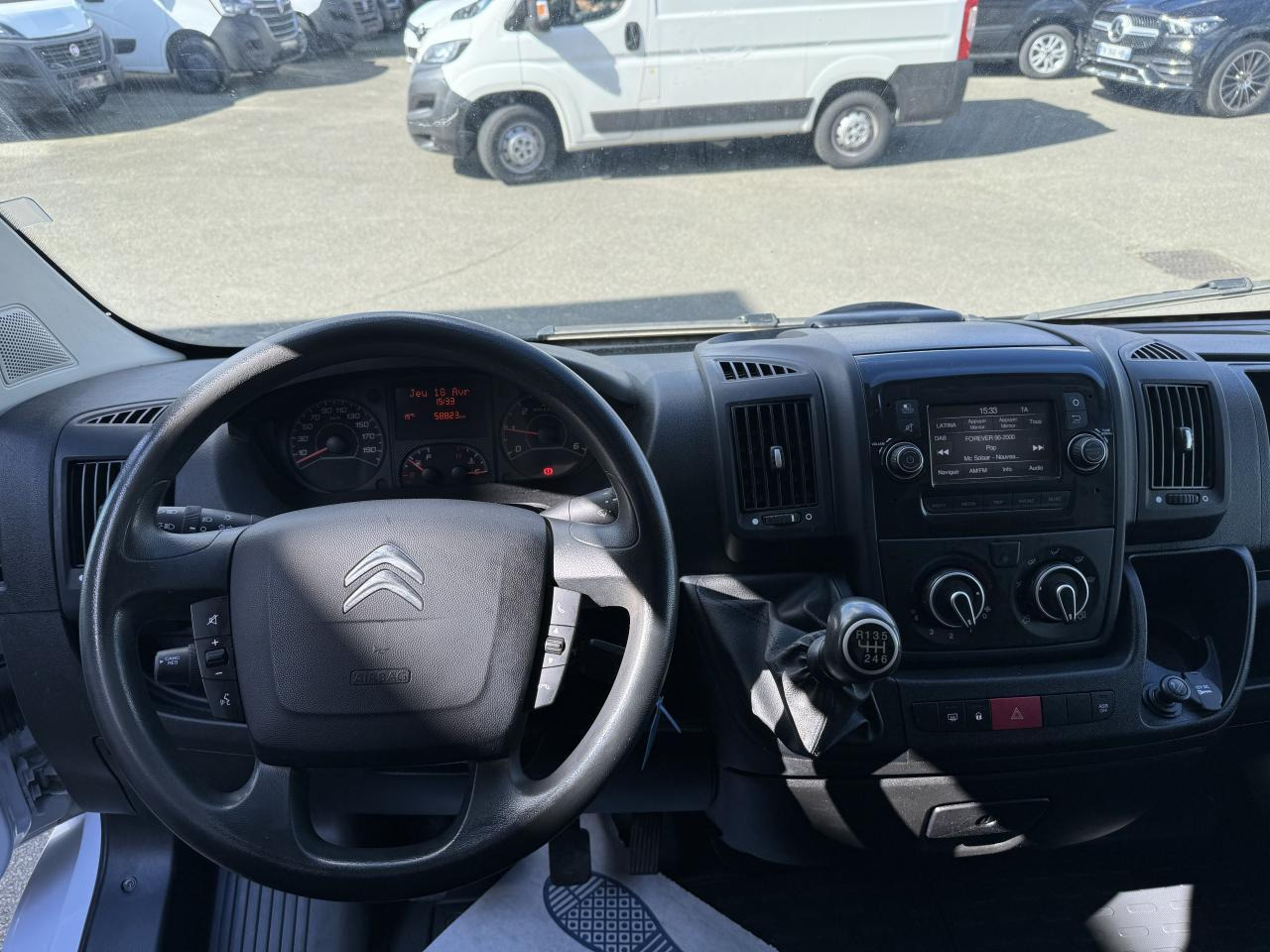 Citroen Jumper 3.3t L1H1 2.2 HDi 140CH - Mali kombi: slika 4 Citroen Jumper 3.3t L1H1 2.2 HDi 140CH - Mali kombi: slika 4
