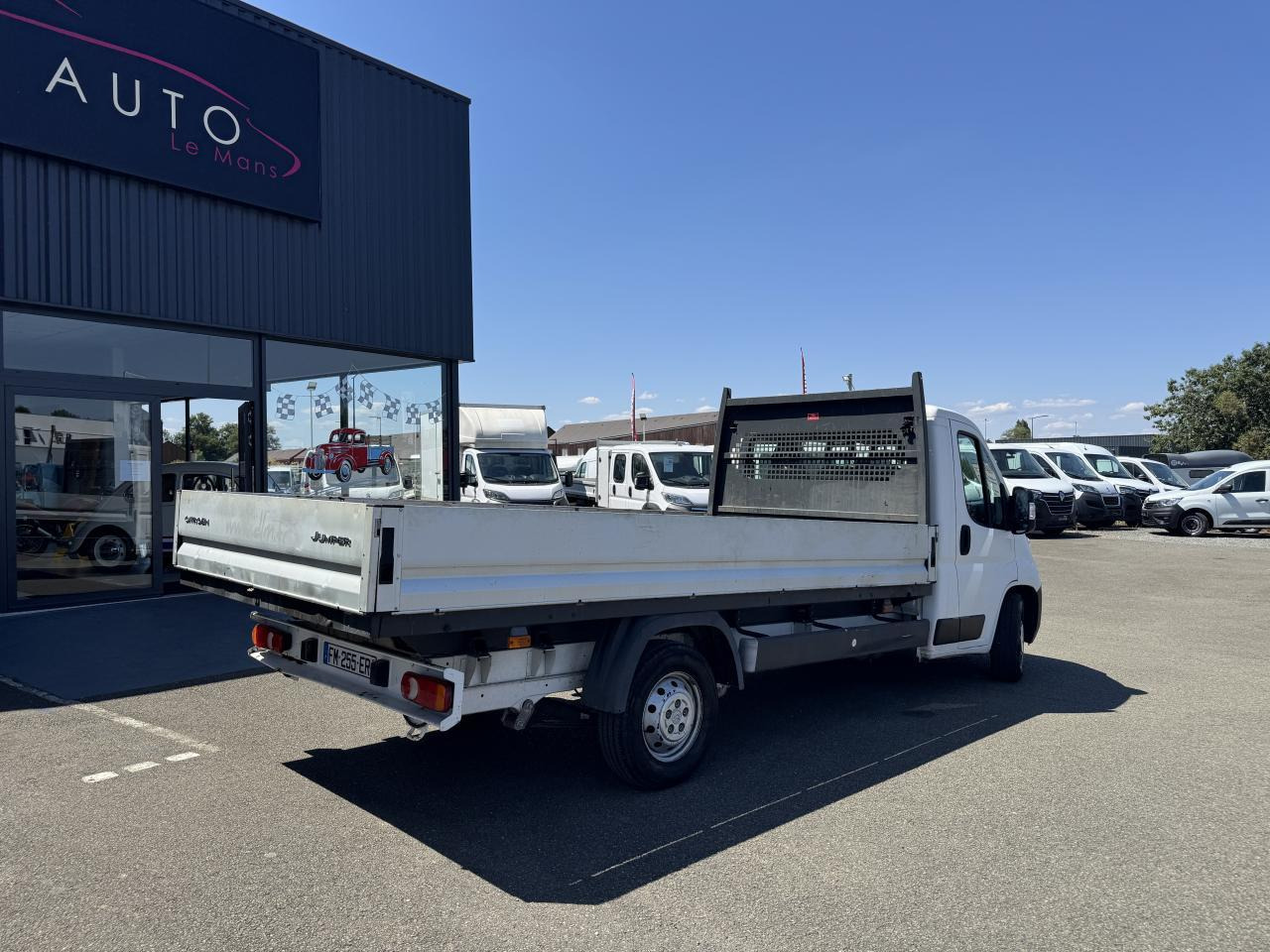 Citroen Jumper CITROËN 3T5 PLATEAU 4M20 2.2 HDI 140 CH CONTROL - Dostavno vozilo s kesonom: slika 5 Citroen Jumper CITROËN 3T5 PLATEAU 4M20 2.2 HDI 140 CH CONTROL - Dostavno vozilo s kesonom: slika 5