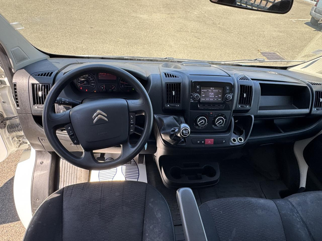 Citroen Jumper CITROËN 3T5 PLATEAU 4M20 2.2 HDI 140 CH CONTROL - Dostavno vozilo s kesonom: slika 4 Citroen Jumper CITROËN 3T5 PLATEAU 4M20 2.2 HDI 140 CH CONTROL - Dostavno vozilo s kesonom: slika 4