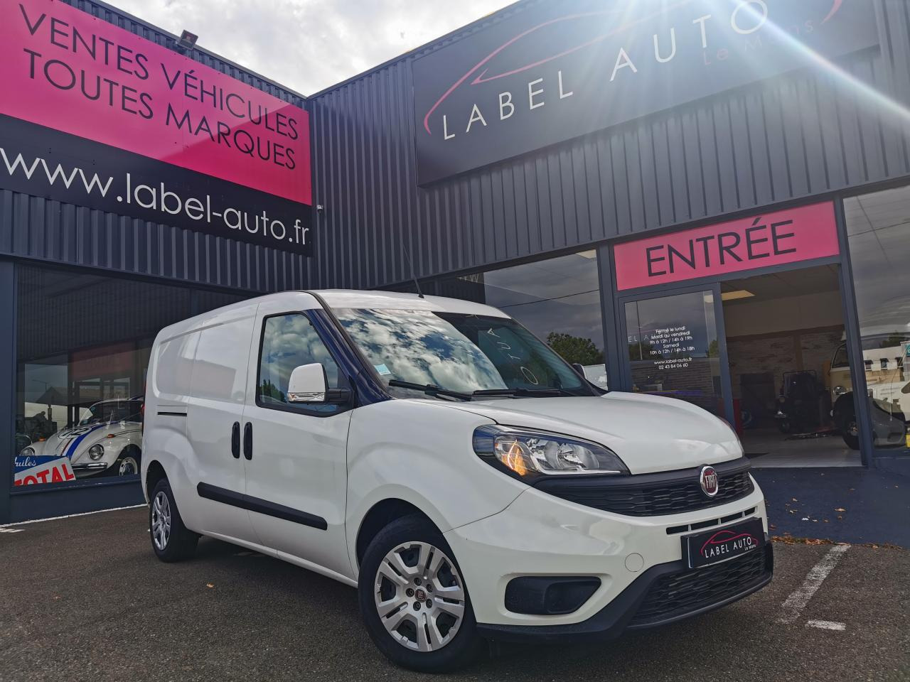 FIAT DOBLO 1.6 MJT 105 CH PRO LOUNGE FRIGORIFIQUE - Furgon: slika 1 FIAT DOBLO 1.6 MJT 105 CH PRO LOUNGE FRIGORIFIQUE - Furgon: slika 1