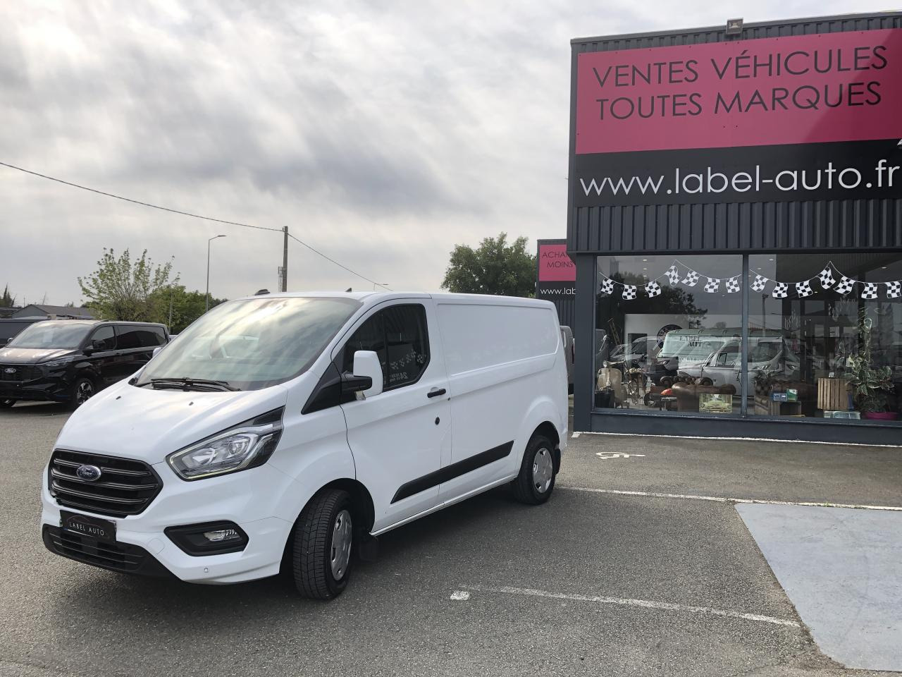 FORD TRANSIT CUSTOM FOURGON 130CH 300 L1H1 Trend Business - Furgon: slika 5 FORD TRANSIT CUSTOM FOURGON 130CH 300 L1H1 Trend Business - Furgon: slika 5