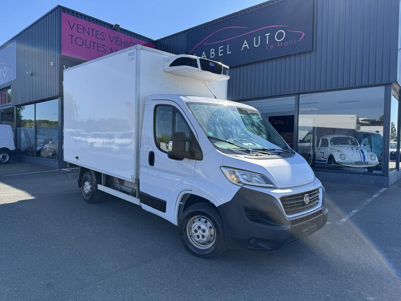 Fiat Ducato CAISSE FRIGORIFIQUE 3.5 MAXI HD M 2.3 MULTIJET 130CH PACK PRO - Hladilno vozilo: slika 2 Fiat Ducato CAISSE FRIGORIFIQUE 3.5 MAXI HD M 2.3 MULTIJET 130CH PACK PRO - Hladilno vozilo: slika 2