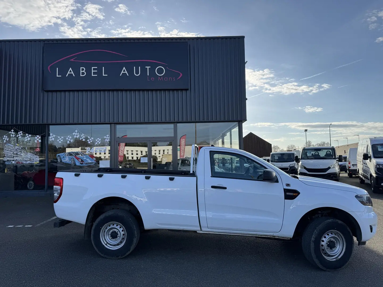 Ford Ranger 2.0 TDCI 170CH SIMPLE CABINE XL - Poltovornjak: slika 1 Ford Ranger 2.0 TDCI 170CH SIMPLE CABINE XL - Poltovornjak: slika 1