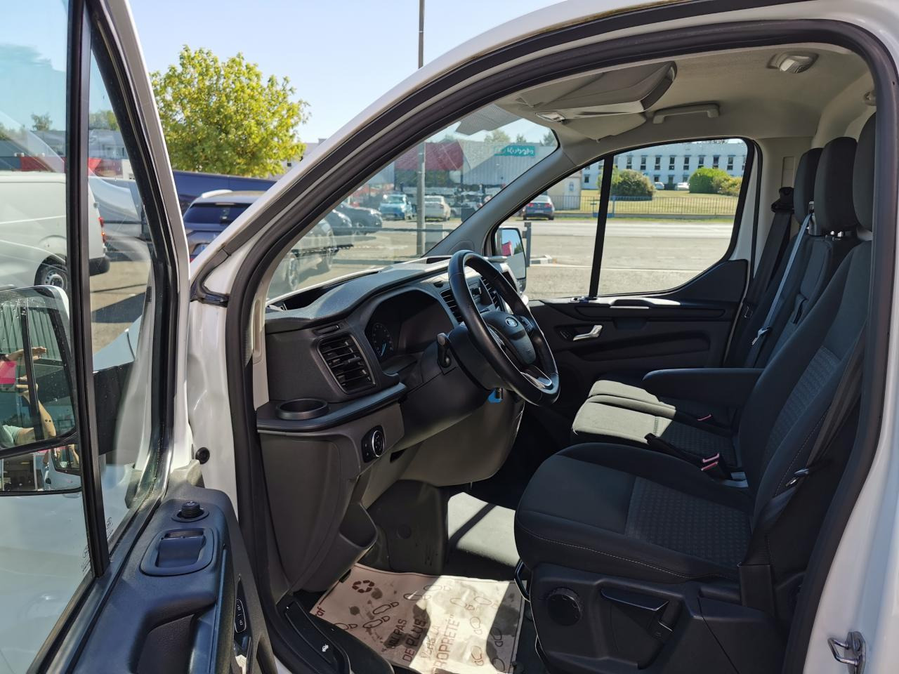 Ford Transit Custom 2.0 ECOBLUE MHEV - 130CH TREND BUSINESS - Mali kombi: slika 5 Ford Transit Custom 2.0 ECOBLUE MHEV - 130CH TREND BUSINESS - Mali kombi: slika 5