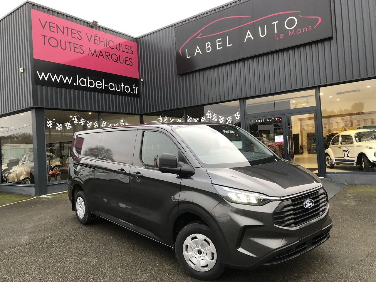 Ford Transit Custom 320 L2H1 2.0 ECOBLUE 170CH TREND BVA8 - Furgon: slika 1 Ford Transit Custom 320 L2H1 2.0 ECOBLUE 170CH TREND BVA8 - Furgon: slika 1