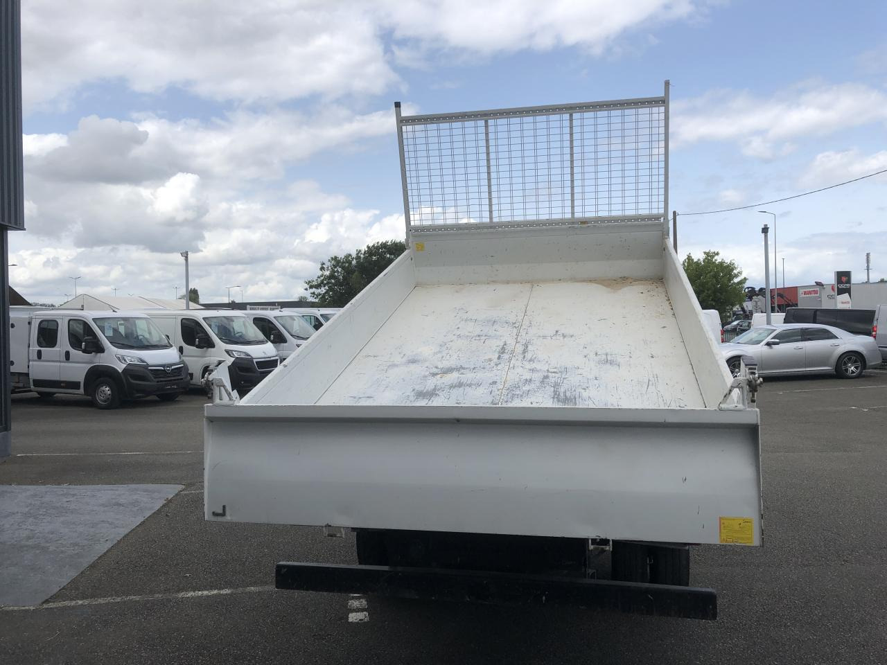 IVECO Daily 35C16 3T5 BENNE + COFFRE RJ 3.0L 160CH - Dostavno vozilo prekucnik: slika 4 IVECO Daily 35C16 3T5 BENNE + COFFRE RJ 3.0L 160CH - Dostavno vozilo prekucnik: slika 4