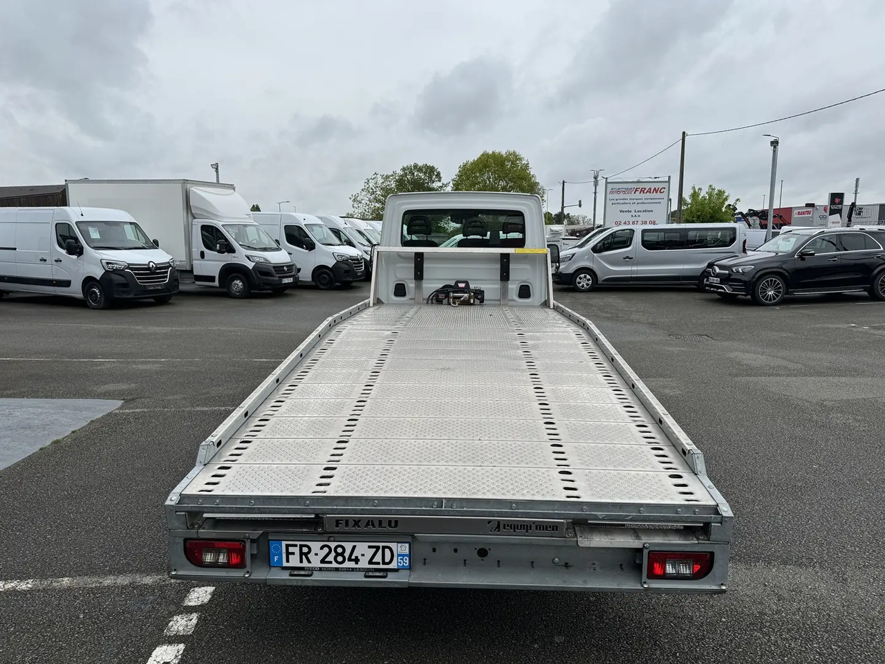 Iveco Daily 35S16H3.0 EMPATTEMENT 4100 - Vlečno vozilo: slika 3 Iveco Daily 35S16H3.0 EMPATTEMENT 4100 - Vlečno vozilo: slika 3