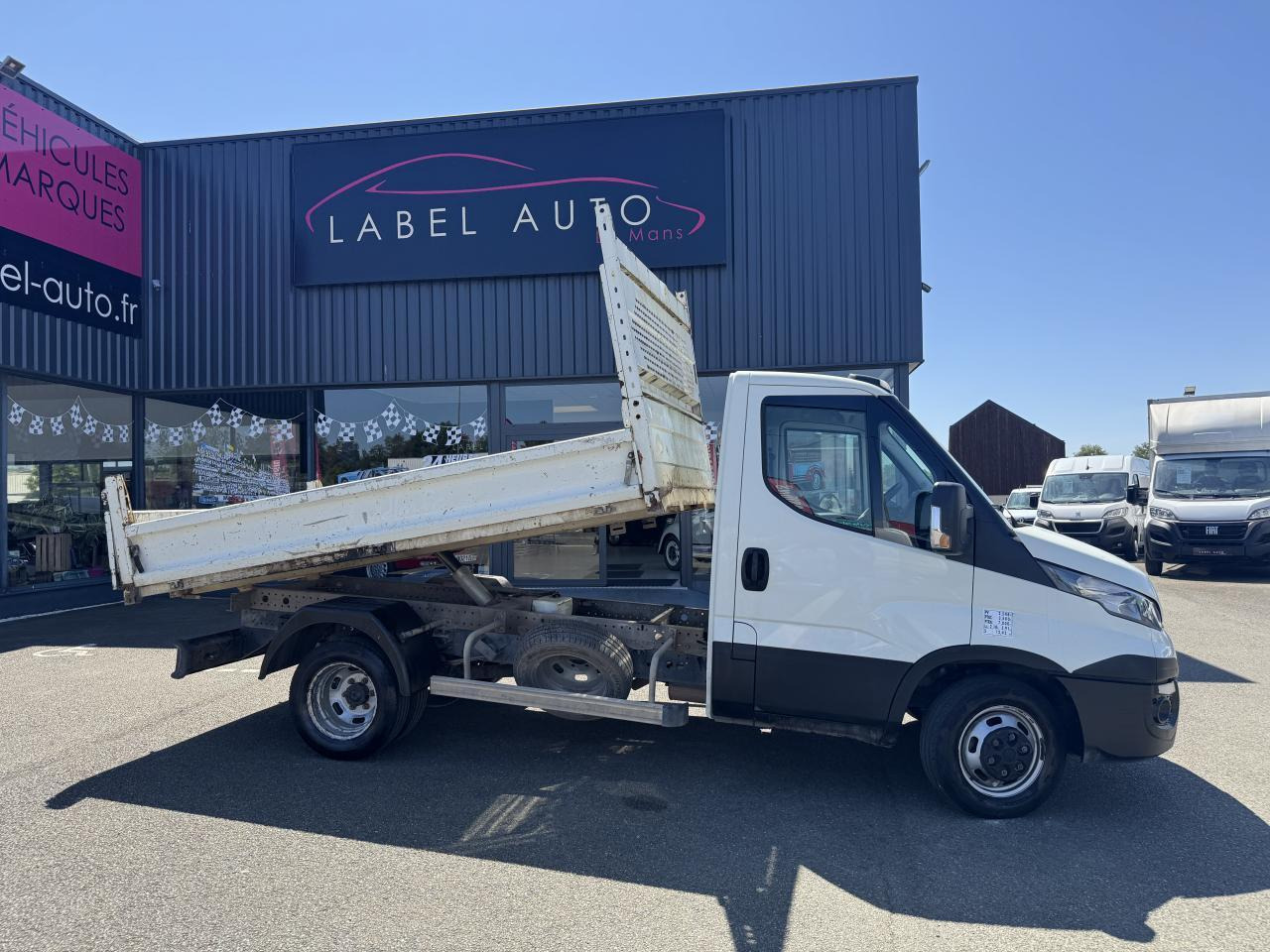 Iveco Daily IVECO 35 C 12 BENNE RJ 2.3 120 CH - Dostavno vozilo prekucnik: slika 1 Iveco Daily IVECO 35 C 12 BENNE RJ 2.3 120 CH - Dostavno vozilo prekucnik: slika 1