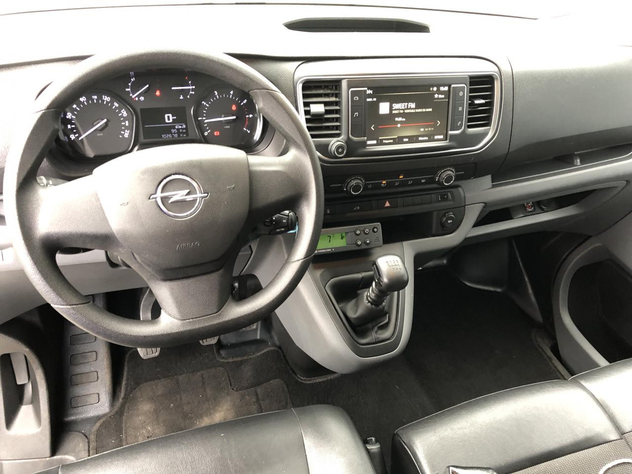 OPEL VIVARO 2.0 D 145CH FRIGORIFIQUE POSITIF THERMOKING - Hladilno vozilo: slika 5 OPEL VIVARO 2.0 D 145CH FRIGORIFIQUE POSITIF THERMOKING - Hladilno vozilo: slika 5