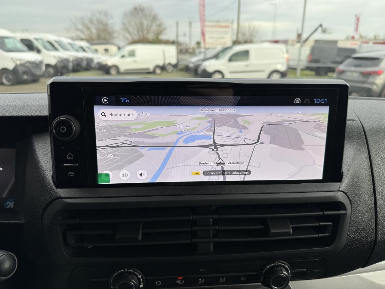 Nov Furgon PEUGEOT Expert M 2.0 BlueHDi - 145 S&S - BV EAT8 III FOURGON Fourgon PHASE 2: slika 10 Nov Furgon PEUGEOT Expert M 2.0 BlueHDi - 145 S&S - BV EAT8 III FOURGON Fourgon PHASE 2: slika 10