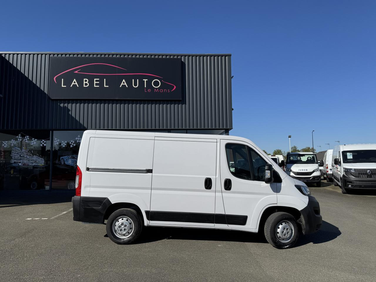 Furgon PEUGEOT boxer 333 L1H1 2.2 BLUEHDI S&S 140CH ASPHALT: slika 8
