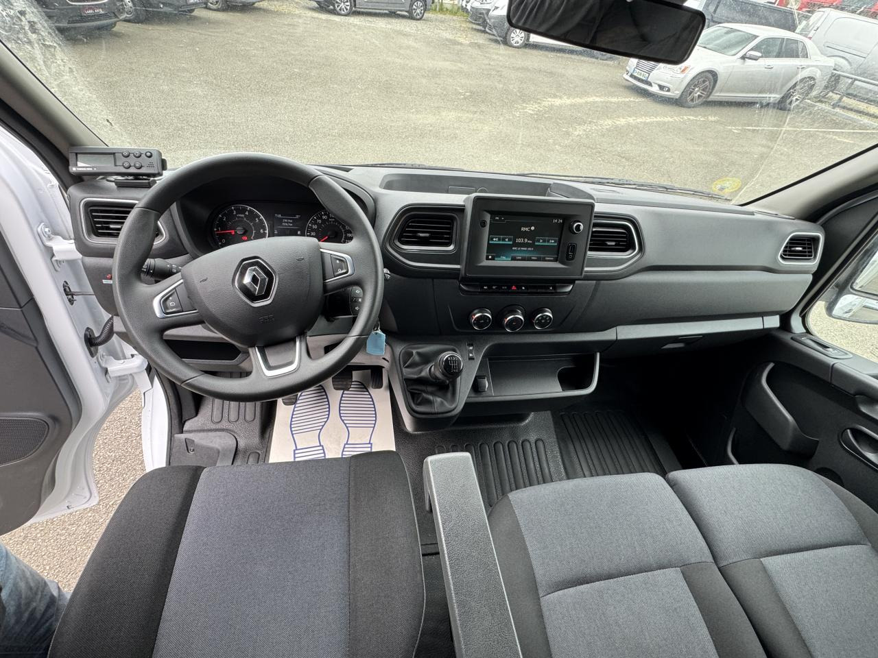 RENAULT MASTER 3T5 CAISSE FRIGO 2.3 DCI 165CH GRAND CONFORT - Hladilno vozilo: slika 3 RENAULT MASTER 3T5 CAISSE FRIGO 2.3 DCI 165CH GRAND CONFORT - Hladilno vozilo: slika 3