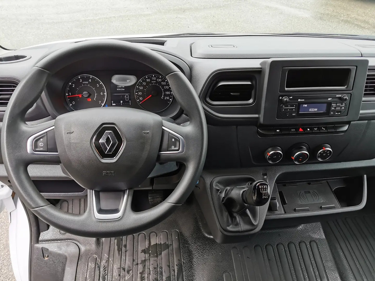 Renault Master F3300 L2H2 2.3 BLUE DCI 135CH CONFORT EURO6 - Furgon: slika 3 Renault Master F3300 L2H2 2.3 BLUE DCI 135CH CONFORT EURO6 - Furgon: slika 3