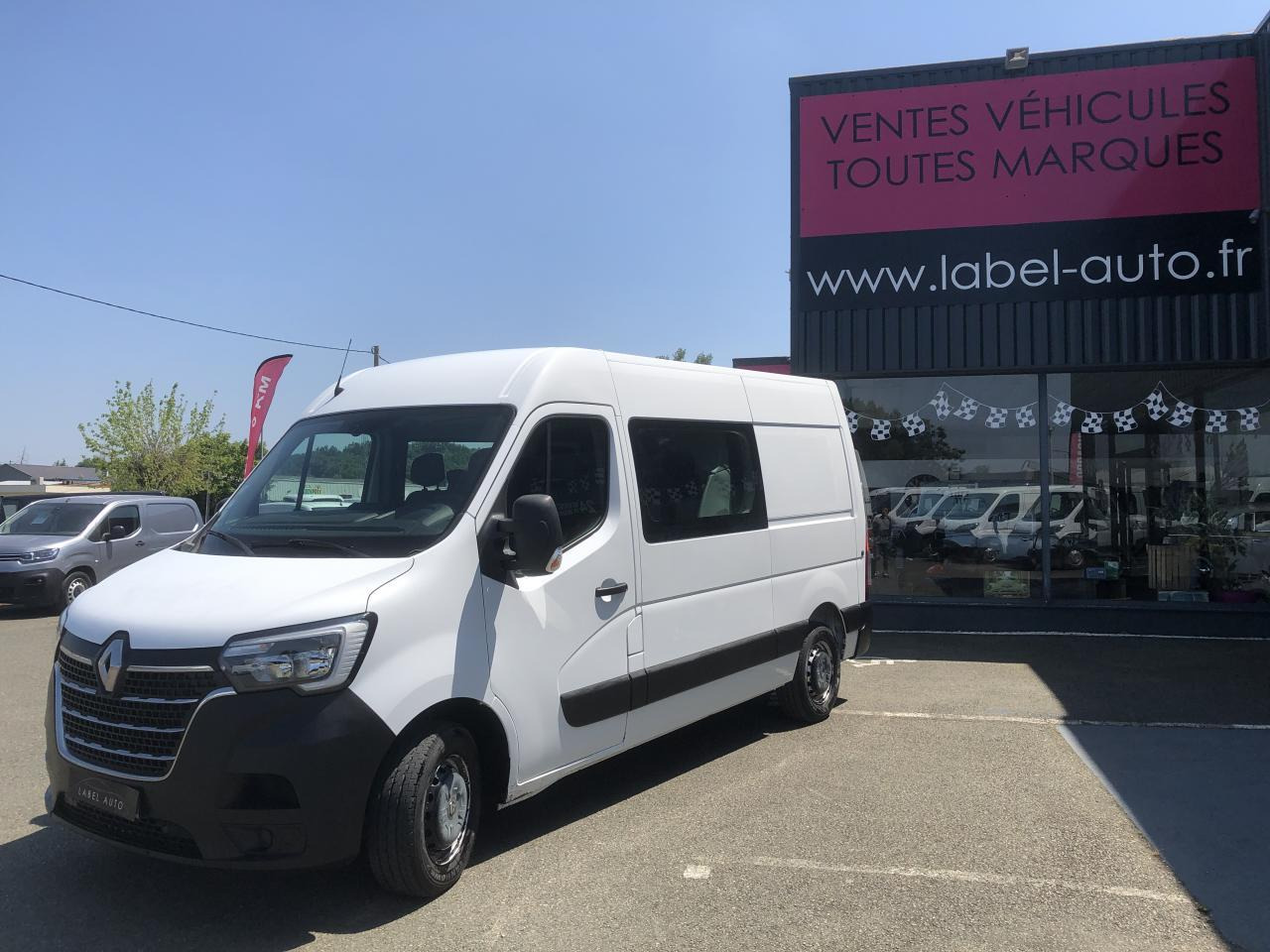 Renault Master F3300 L2H2 2.3 DCI 135CH CABINE APPROFONDIE CONFORT 7 PLACES - Dostavno vozilo z dvojno kabino: slika 5 Renault Master F3300 L2H2 2.3 DCI 135CH CABINE APPROFONDIE CONFORT 7 PLACES - Dostavno vozilo z dvojno kabino: slika 5