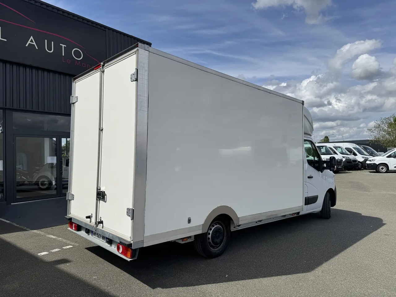 Renault Master F3500 L3H1 2.3 BLUE DCI 145CH CONFORT EUROVI - Dostavno vozilo z zabojnikom: slika 4 Renault Master F3500 L3H1 2.3 BLUE DCI 145CH CONFORT EUROVI - Dostavno vozilo z zabojnikom: slika 4