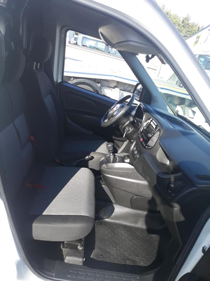 Fiat Doblo 105cv Frigo - Hladilno vozilo: slika 4 Fiat Doblo 105cv Frigo - Hladilno vozilo: slika 4