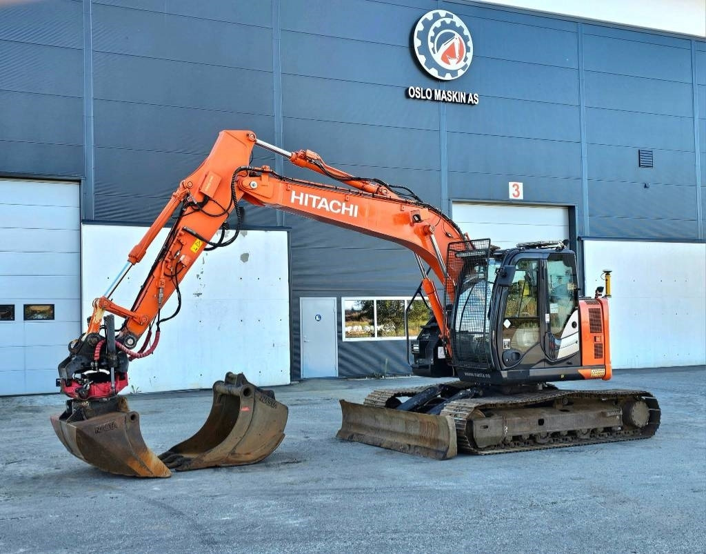 Hitachi ZX 135 US-6 - Bager goseničar: slika 1 Hitachi ZX 135 US-6 - Bager goseničar: slika 1