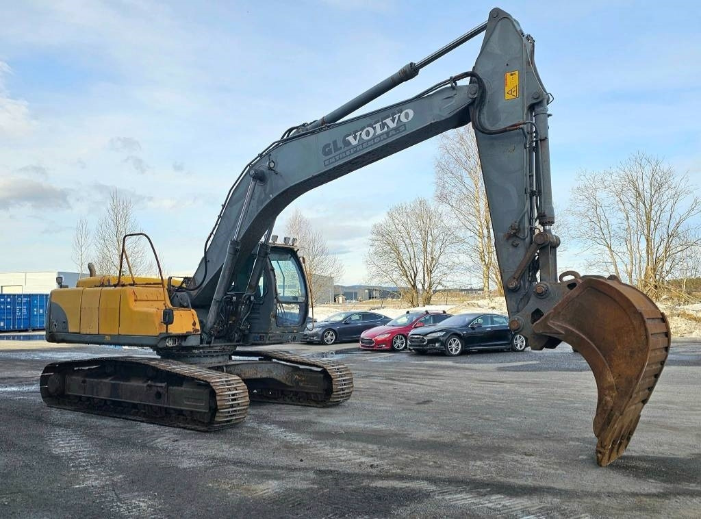 Bager goseničar Volvo EC 240 LC: slika 6