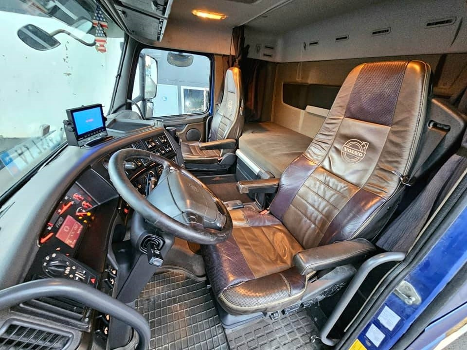Tovornjak prekucnik Volvo FH 16 700: slika 34