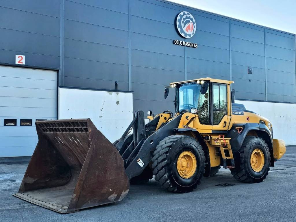 Volvo L 110 H - Kolesni nakladalec: slika 1 Volvo L 110 H - Kolesni nakladalec: slika 1