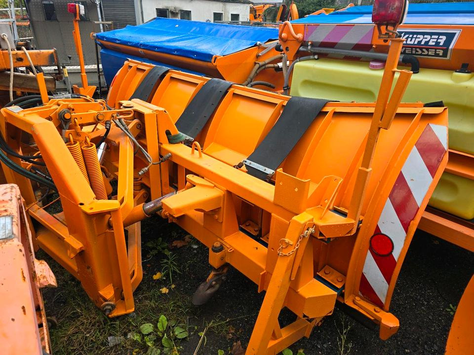 Beilhack Schneepflug 3,3m Schneeschild Schneeschieber Unimog Mercedes-Benz Schmidt - Snežni plug: slika 1 Beilhack Schneepflug 3,3m Schneeschild Schneeschieber Unimog Mercedes-Benz Schmidt - Snežni plug: slika 1