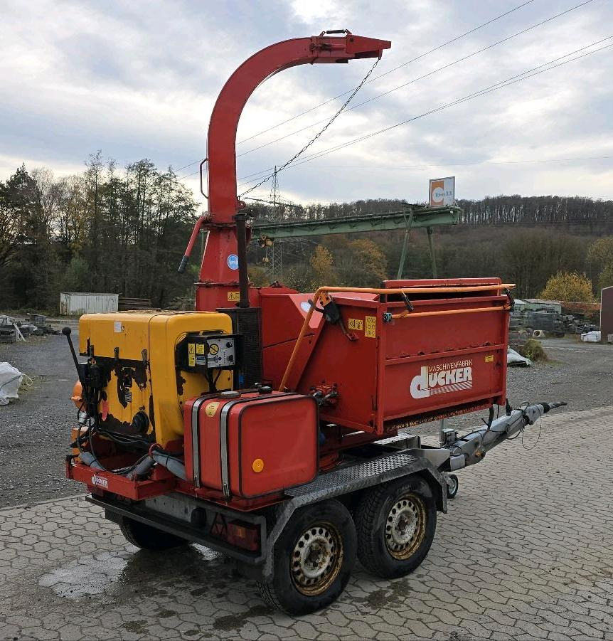 Dücker HM 250 Holzhacker Holzhäcksler Holzhackschnitzler Hacker Häcksler Hatz Diesel 4L40C - Lesni sekalnik: slika 4 Dücker HM 250 Holzhacker Holzhäcksler Holzhackschnitzler Hacker Häcksler Hatz Diesel 4L40C - Lesni sekalnik: slika 4