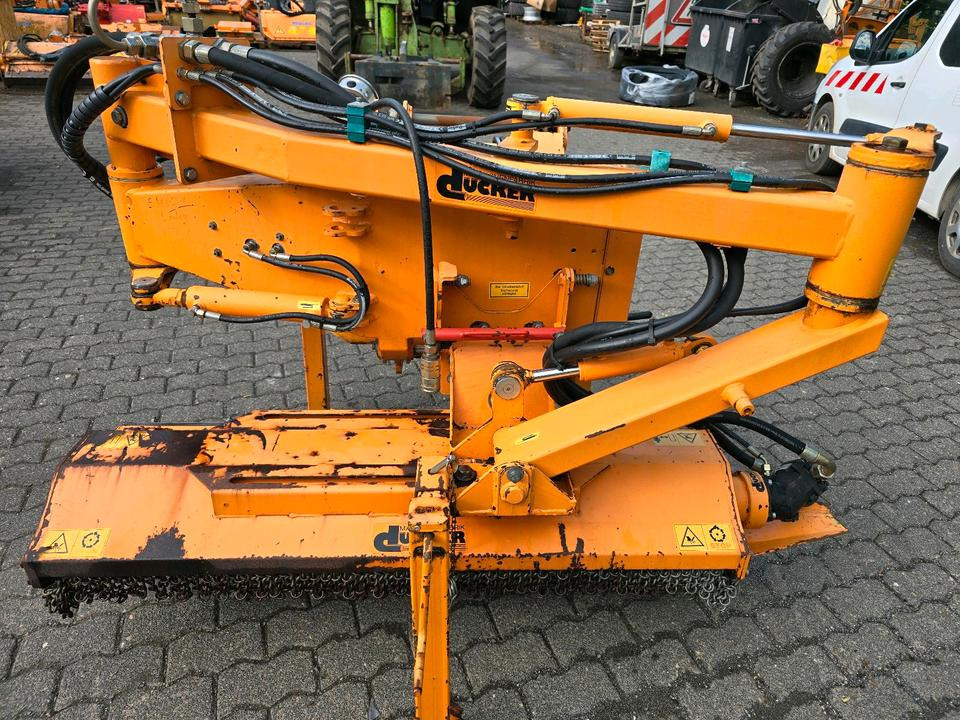 Dücker MGK 13 Randstreifenmäher Randstreifenmähgerät Böschungsmulcher Böschungsmäher Seitenmulcher Mähausleger für Ladog Multicar Hansa Unimog u300 300 400 500 327 323 530 405 - Bočni mulčer: slika 3 Dücker MGK 13 Randstreifenmäher Randstreifenmähgerät Böschungsmulcher Böschungsmäher Seitenmulcher Mähausleger für Ladog Multicar Hansa Unimog u300 300 400 500 327 323 530 405 - Bočni mulčer: slika 3