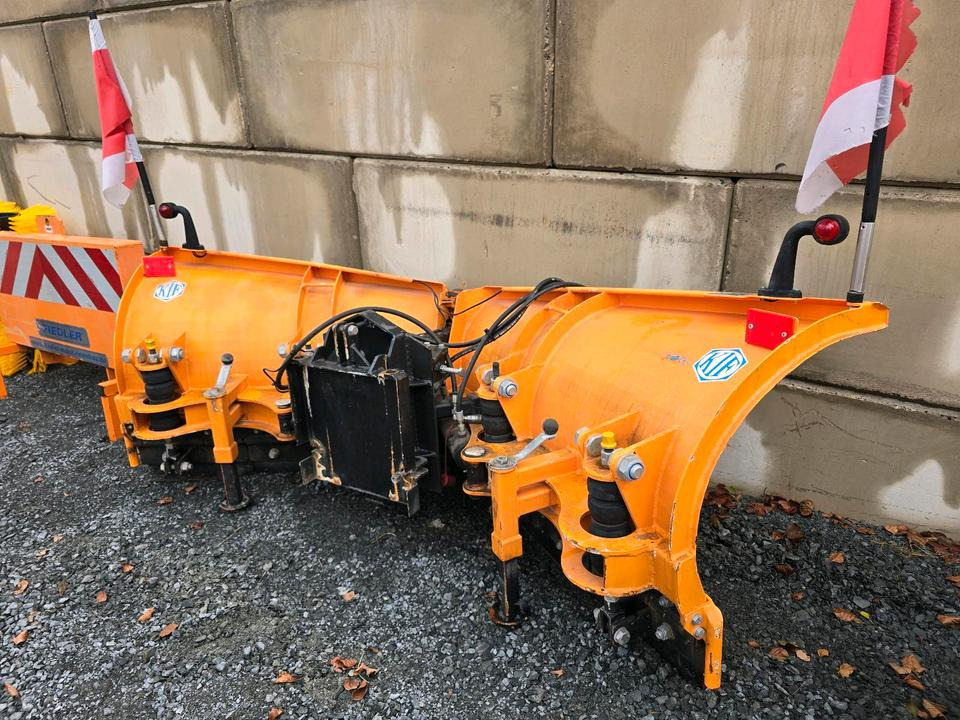 KIF V-Schneepflug CM 2400 Keilpflug Variopflug Schneeschieber Schneeschild Winterdienst Räumschild passend für Multicar Kramer Iseki Kubota Kleintraktor - Snežni plug: slika 3 KIF V-Schneepflug CM 2400 Keilpflug Variopflug Schneeschieber Schneeschild Winterdienst Räumschild passend für Multicar Kramer Iseki Kubota Kleintraktor - Snežni plug: slika 3