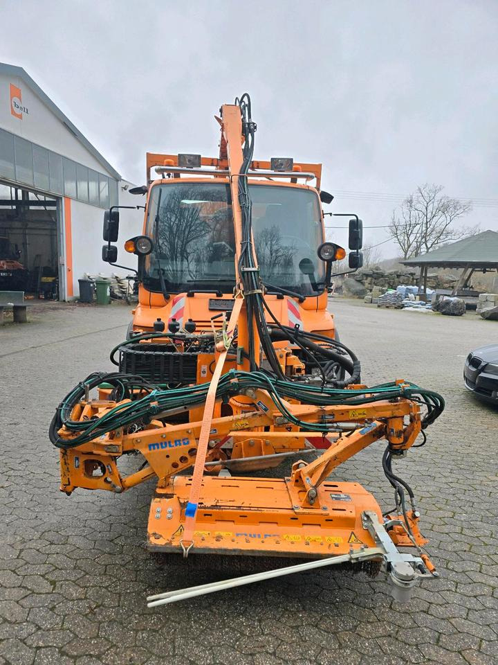 Mercedes-Benz Unimog 405 U400 mit Mulag MKM 700 Schmidt Stratos Salzstreuer 400 500 300 423 430 527 Dücker - Komunalno/ Posebno vozilo: slika 4 Mercedes-Benz Unimog 405 U400 mit Mulag MKM 700 Schmidt Stratos Salzstreuer 400 500 300 423 430 527 Dücker - Komunalno/ Posebno vozilo: slika 4