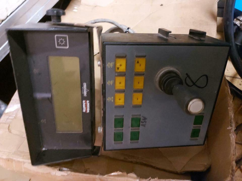 Küpper Weisser IMS Salzstreuer Steuergerät Bordcomputer Bedientei - ECU za Komunalno/ Posebno vozilo: slika 1 Küpper Weisser IMS Salzstreuer Steuergerät Bordcomputer Bedientei - ECU za Komunalno/ Posebno vozilo: slika 1