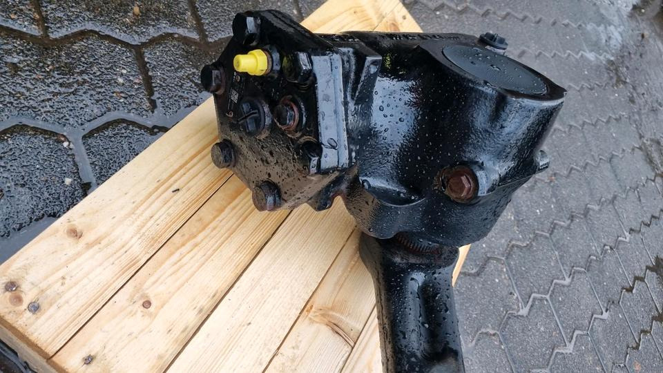 Lenkgetriebe Unimog 405 U423 Servolenkung 430 427 429 527 530 Mercedes Benz - Volanska letev za Komunalno/ Posebno vozilo: slika 4 Lenkgetriebe Unimog 405 U423 Servolenkung 430 427 429 527 530 Mercedes Benz - Volanska letev za Komunalno/ Posebno vozilo: slika 4