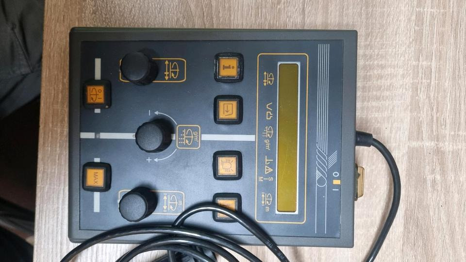 Neue NU410K Schmidt Aebi Salzstreuer Steuerung für Stratos Mitos Niros Salzsilo - Električni sistem za Komunalno/ Posebno vozilo: slika 2 Neue NU410K Schmidt Aebi Salzstreuer Steuerung für Stratos Mitos Niros Salzsilo - Električni sistem za Komunalno/ Posebno vozilo: slika 2