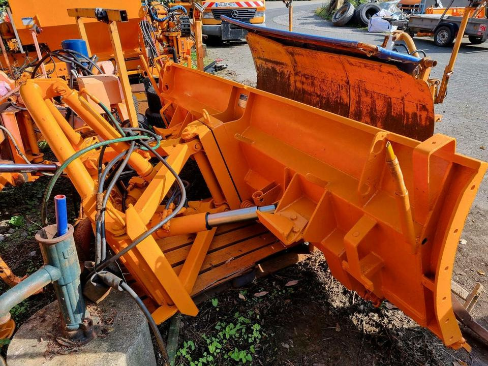 Schmidt CP2 Schneepflug Schneeschild Winterdienst Unimog - Snežni plug: slika 2 Schmidt CP2 Schneepflug Schneeschild Winterdienst Unimog - Snežni plug: slika 2