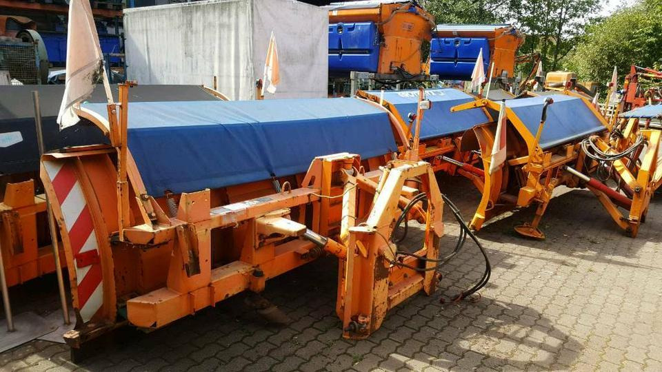 Schneepflug Schmidt Beilhack Winterdienst Schneeschild Unimog - Snežni plug: slika 2 Schneepflug Schmidt Beilhack Winterdienst Schneeschild Unimog - Snežni plug: slika 2