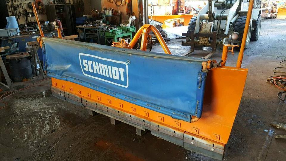 Schneepflug Schmidt Beilhack Winterdienst Schneeschild Unimog - Snežni plug: slika 3 Schneepflug Schmidt Beilhack Winterdienst Schneeschild Unimog - Snežni plug: slika 3
