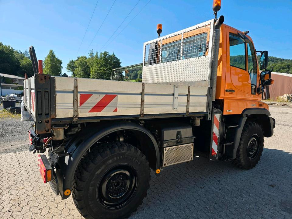 Unimog U290 405/10 UGN UGE Mercedes-Benz U 290 300 400 500 405/12 Kipper Pritsche - Vozilo za zimsko službo: slika 4 Unimog U290 405/10 UGN UGE Mercedes-Benz U 290 300 400 500 405/12 Kipper Pritsche - Vozilo za zimsko službo: slika 4