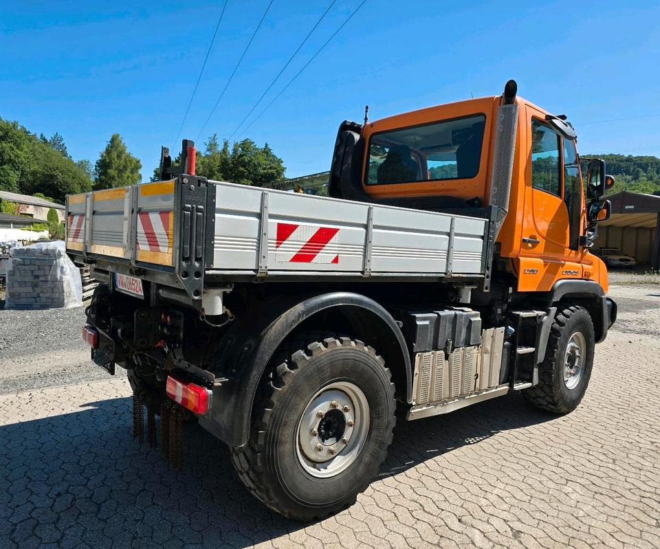 Unimog U318 NKS-F-UGE-42 Mercedes-Benz 405/10 405/12 UGE Mercedes-Benz U 318 323 327 423 427 429 430 EasyDrive Variopilot - Vozilo za zimsko službo: slika 4 Unimog U318 NKS-F-UGE-42 Mercedes-Benz 405/10 405/12 UGE Mercedes-Benz U 318 323 327 423 427 429 430 EasyDrive Variopilot - Vozilo za zimsko službo: slika 4