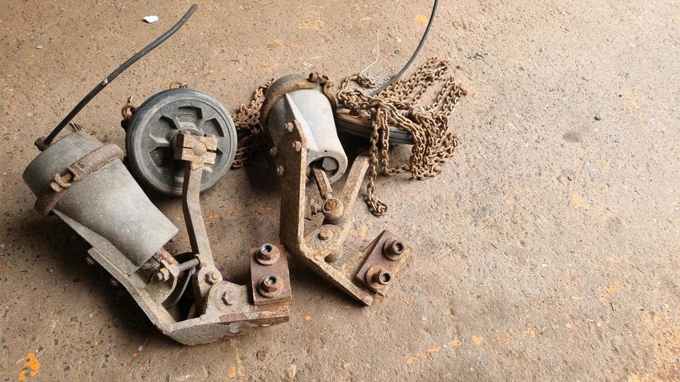 Unterwurfketten Schleuderketten Schneeketten Unimog Mercedes Benz 405 U300 U 400 500 423 429 530 318 427 - Gume in platišča za Komunalno/ Posebno vozilo: slika 2 Unterwurfketten Schleuderketten Schneeketten Unimog Mercedes Benz 405 U300 U 400 500 423 429 530 318 427 - Gume in platišča za Komunalno/ Posebno vozilo: slika 2